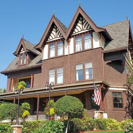 Chocolate Mansion Bed & Breakfast Sioux City Exterior photo